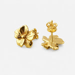 First Arrow's 18k Gold Flower M Pierced Earring