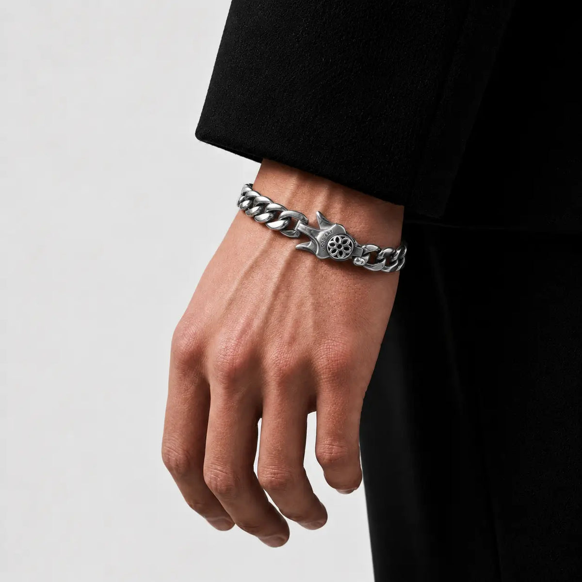 Good Art Model 10 Bracelet AA
