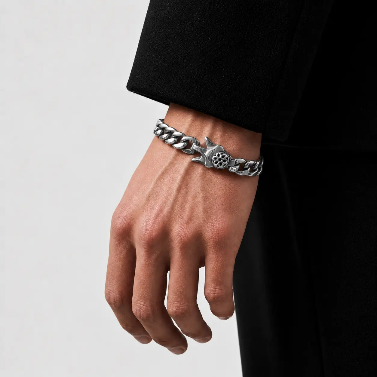 Good Art Model 10 Bracelet AA