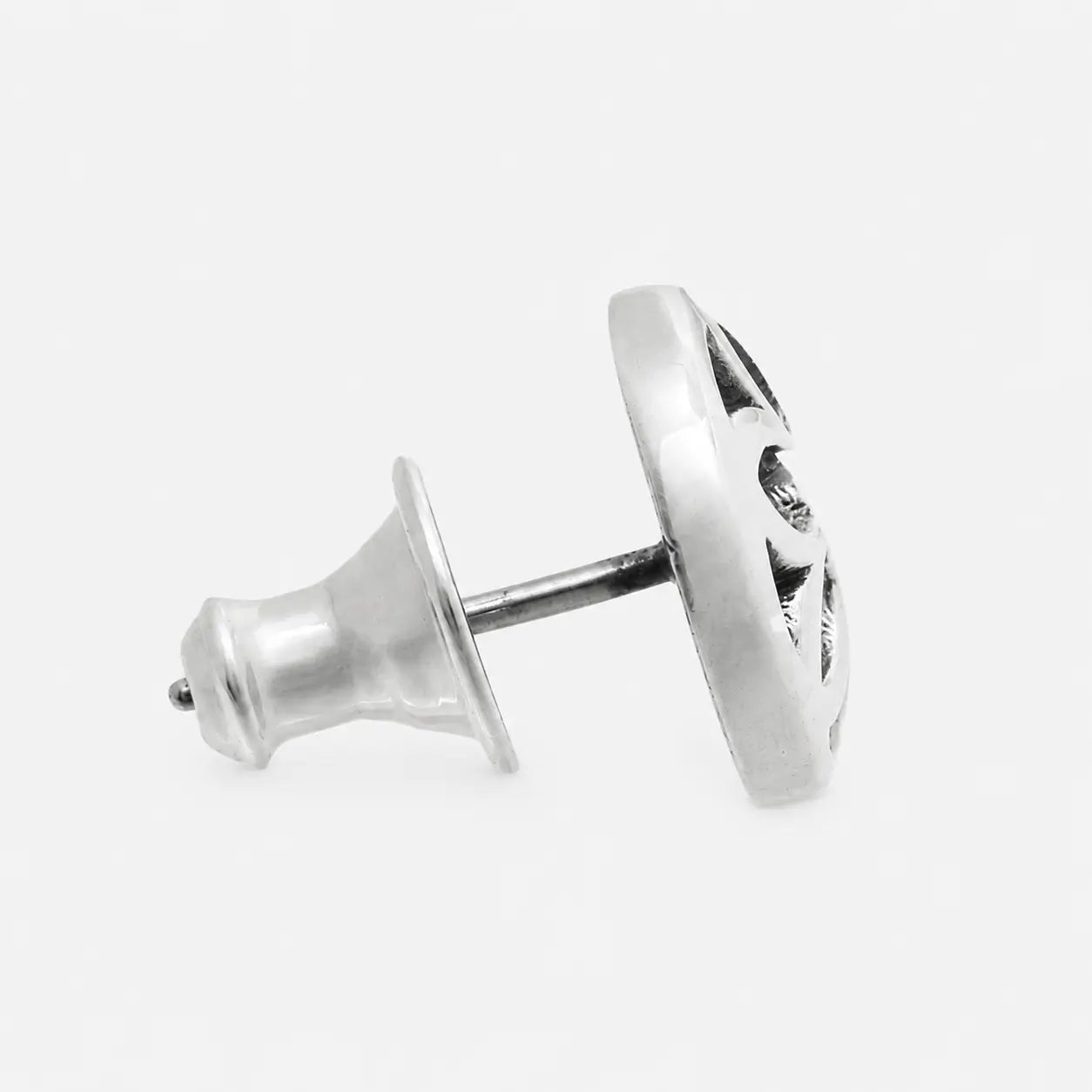 Good Art Rosette Stud