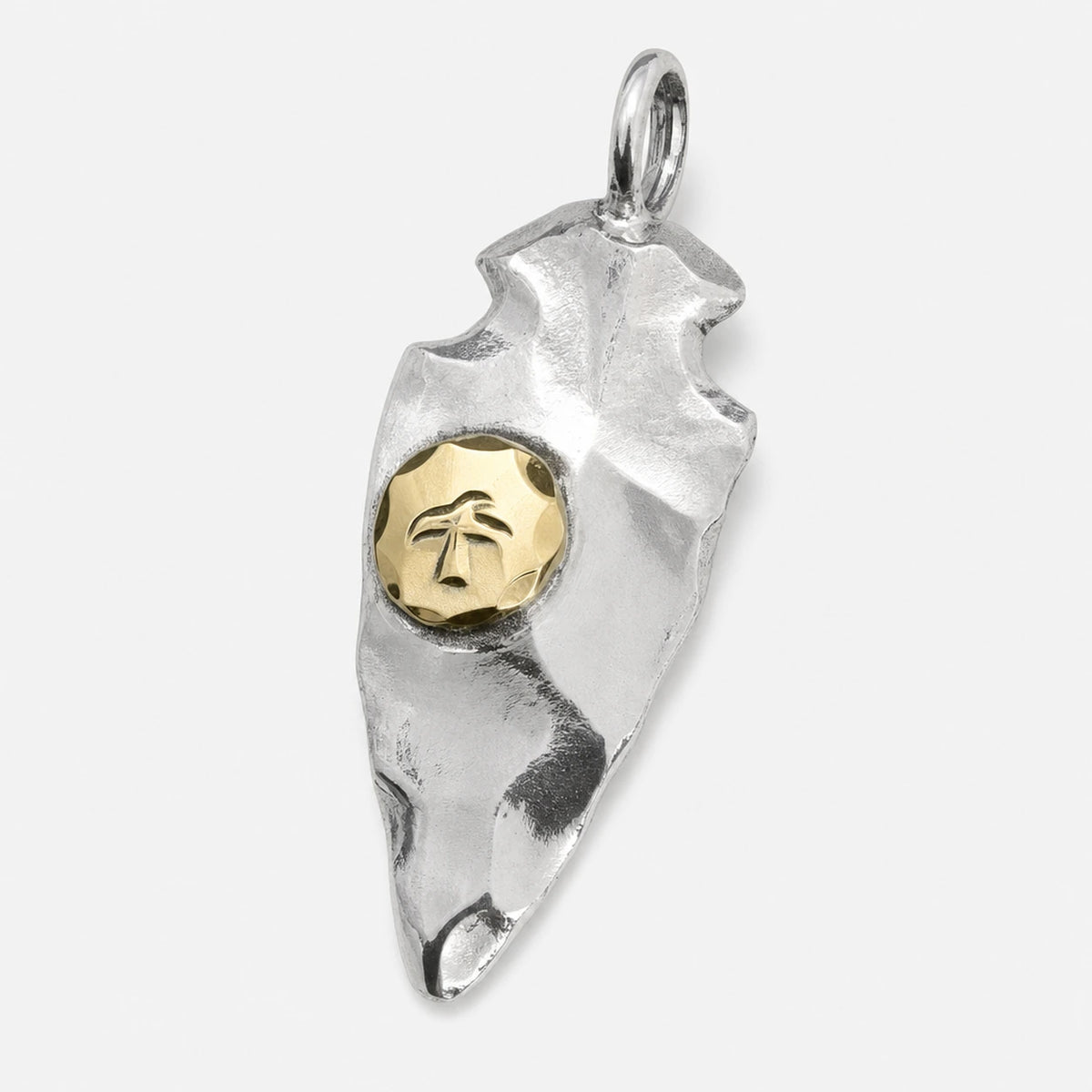 Goros Arrowhead With K18 Gold Facing Right - Small