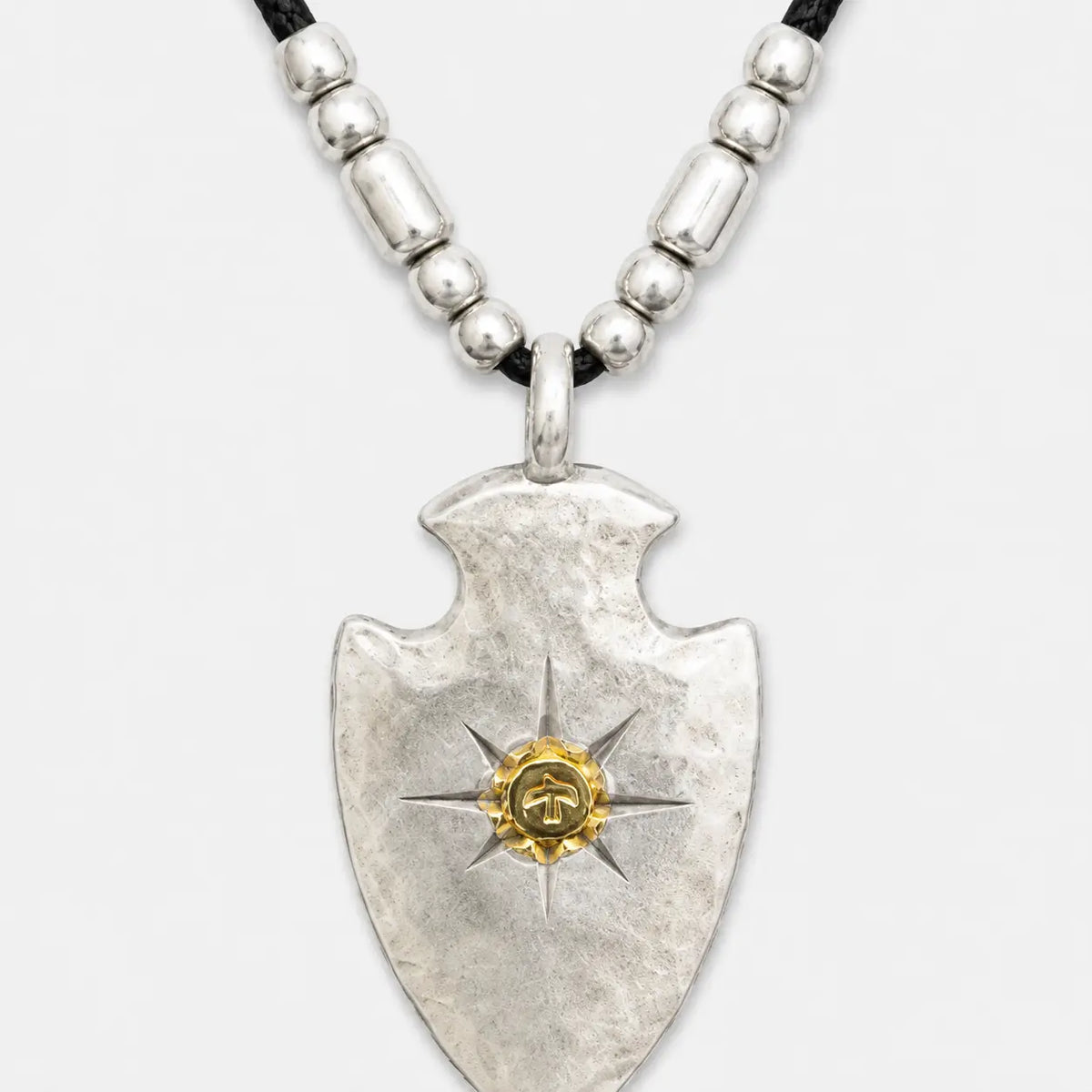 Goros Arrowhead With K18 Gold (L) and Silver Beads Setup
