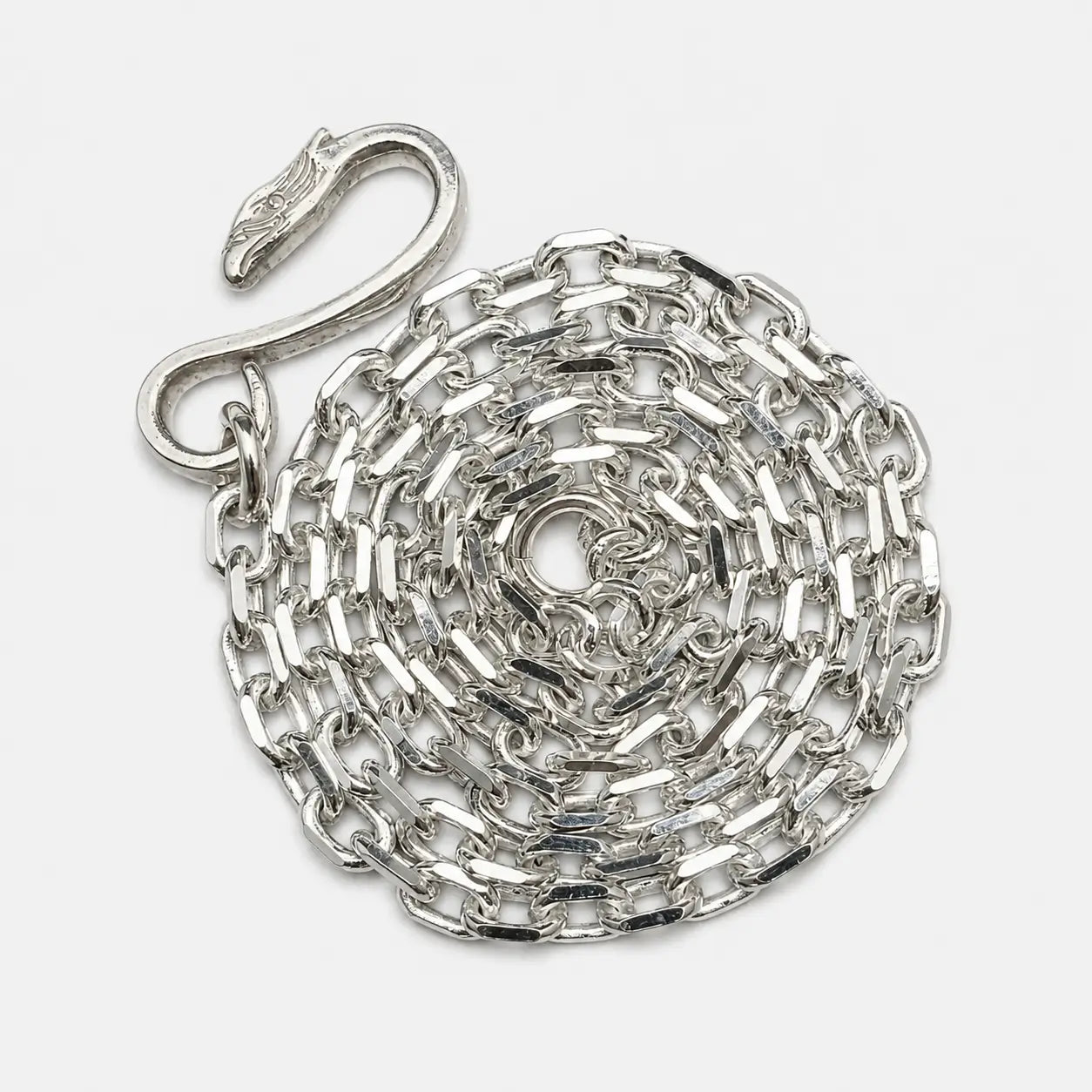 Goros Cornered Chain With Eagle Hook