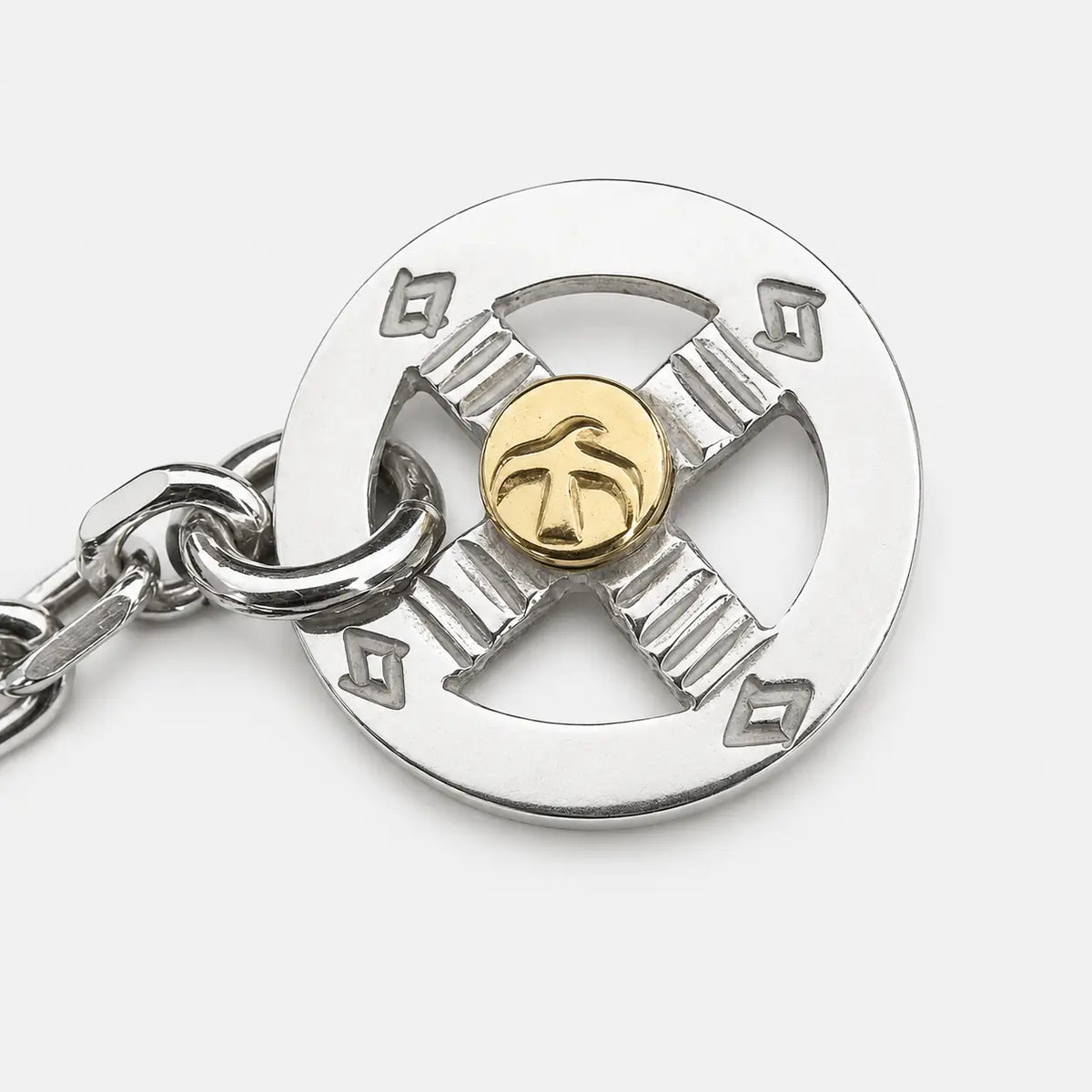 Goros Cornered Chain With Wheel