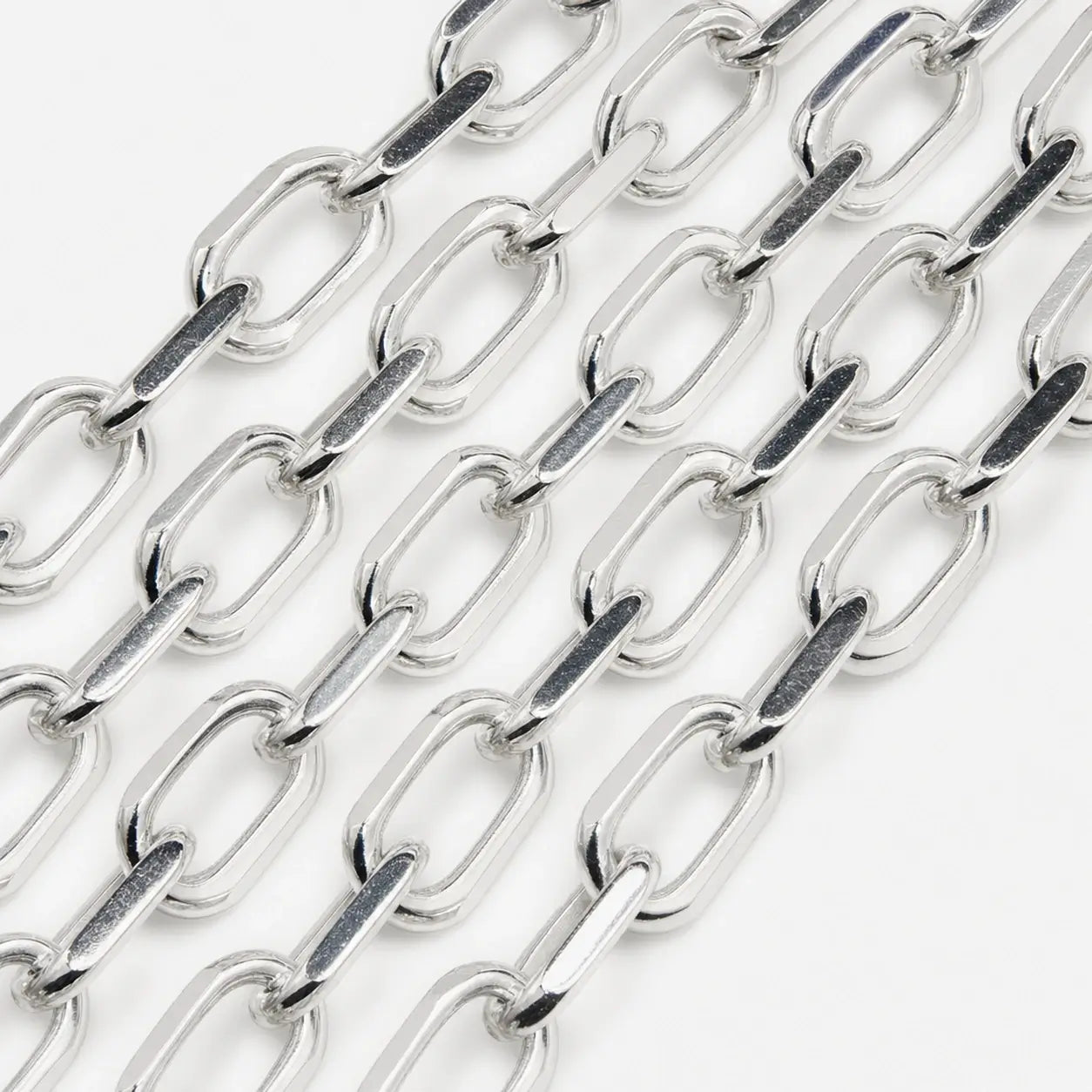 Goros Cornered Chain