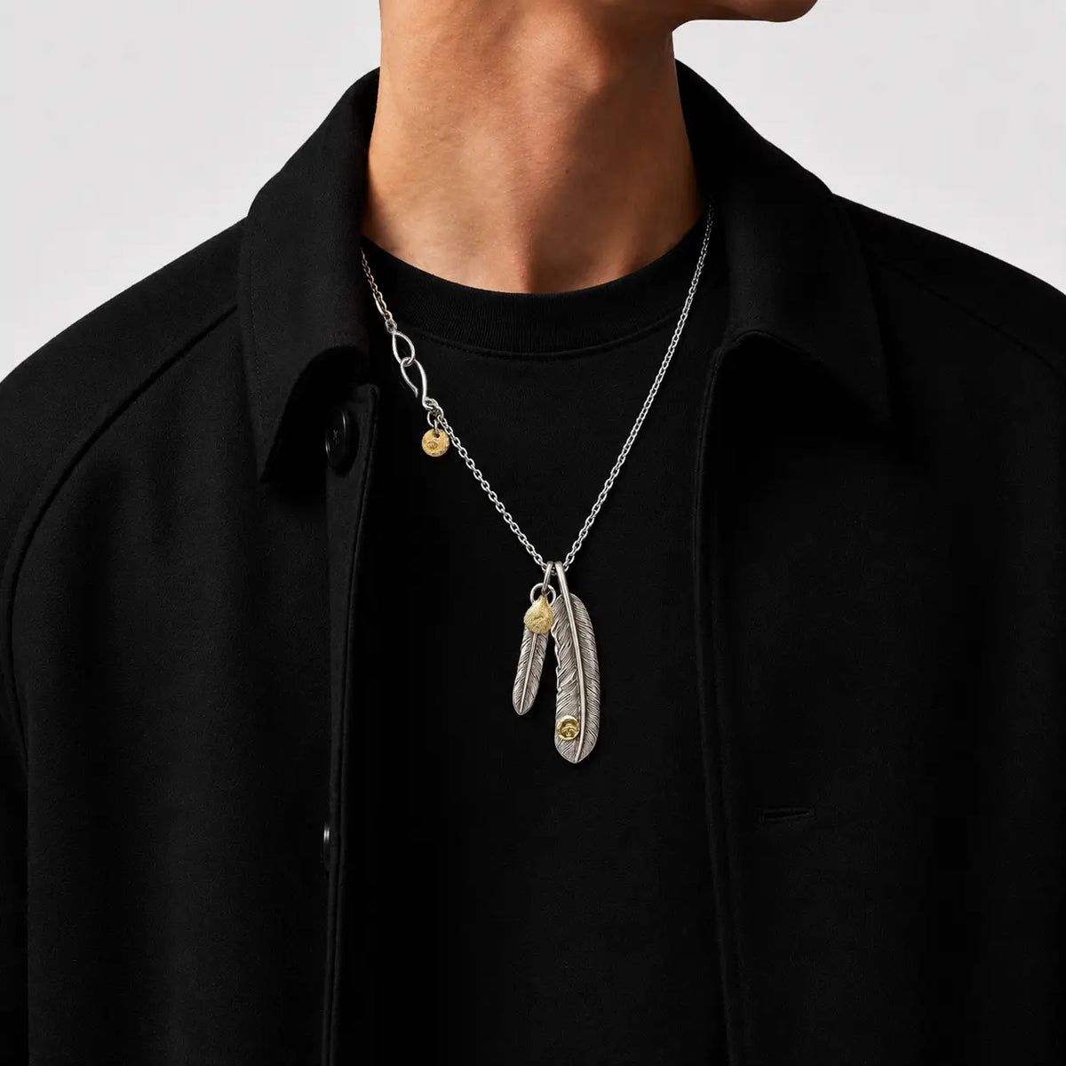 Goros Feather With Metal With Hook Chain Setup
