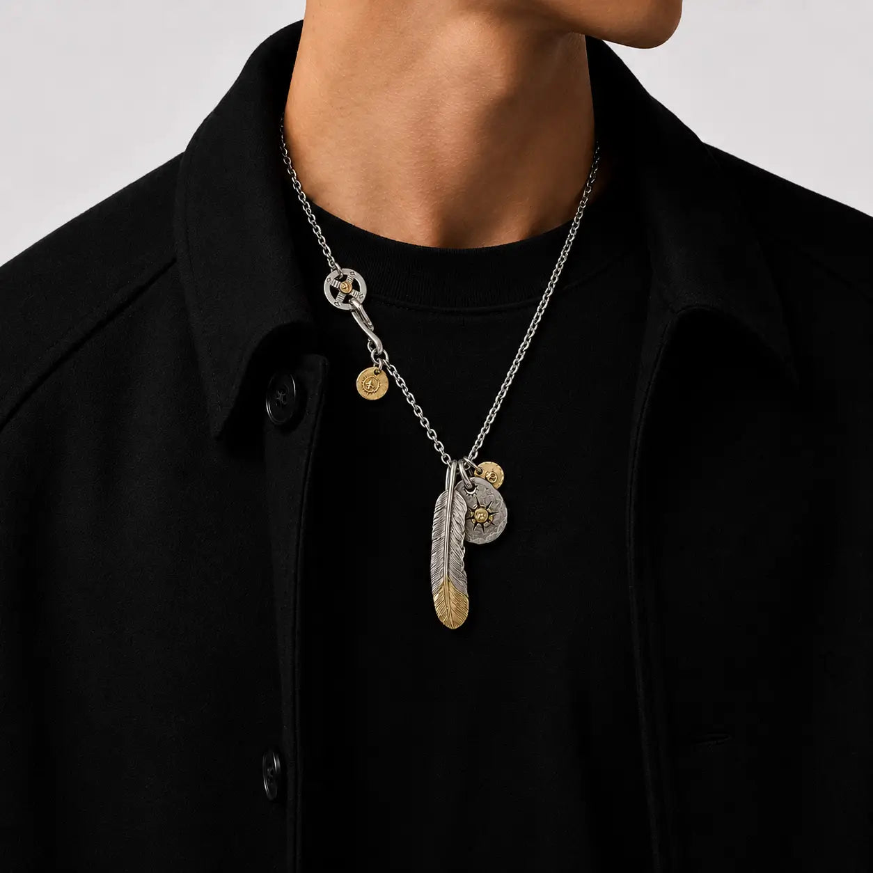 Goros Gold Tip Feather, Metal Pendant(S), K18 Sun Metal(S) With Small Cornered Chain With Wheel