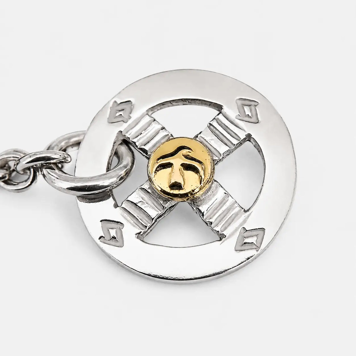 Goros Round Chain With Wheel