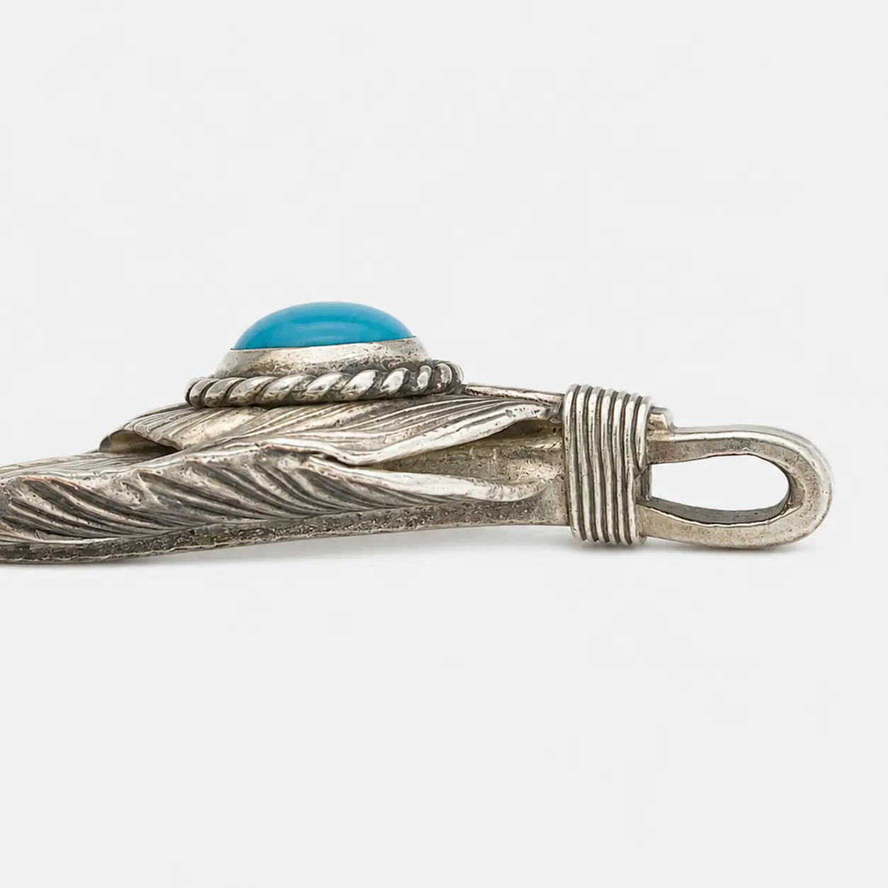 Goros Xl Turquoise Feather Silver Rope - Facing Left