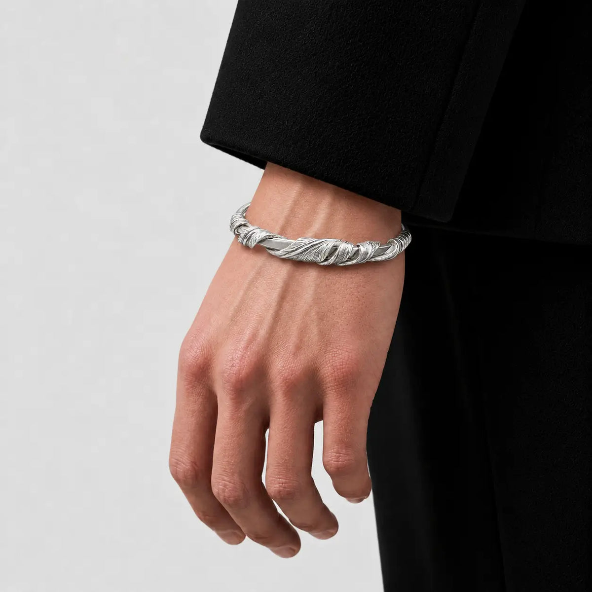 Horizon Blue Twist Feather Bangle