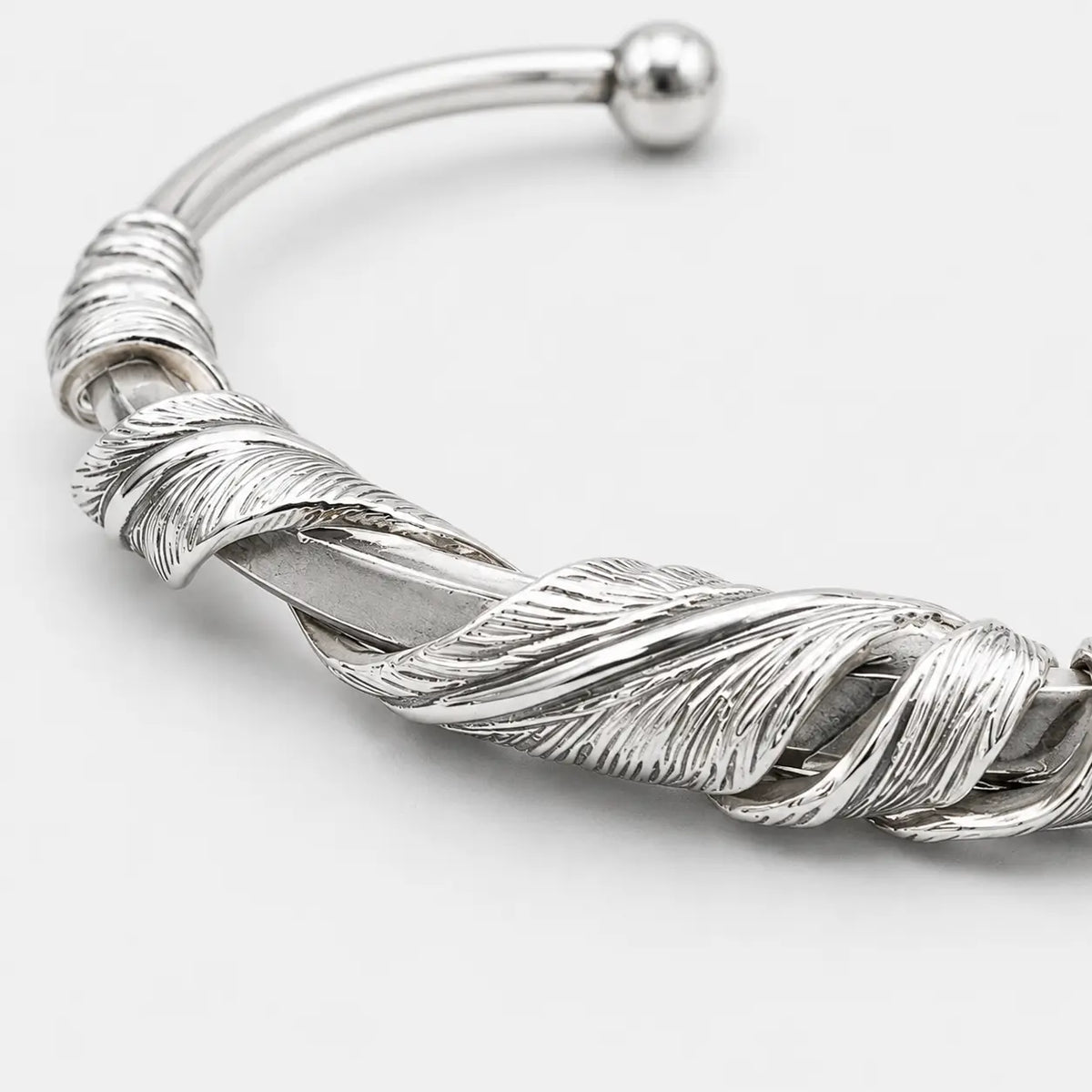 Horizon Blue Twist Feather Bangle