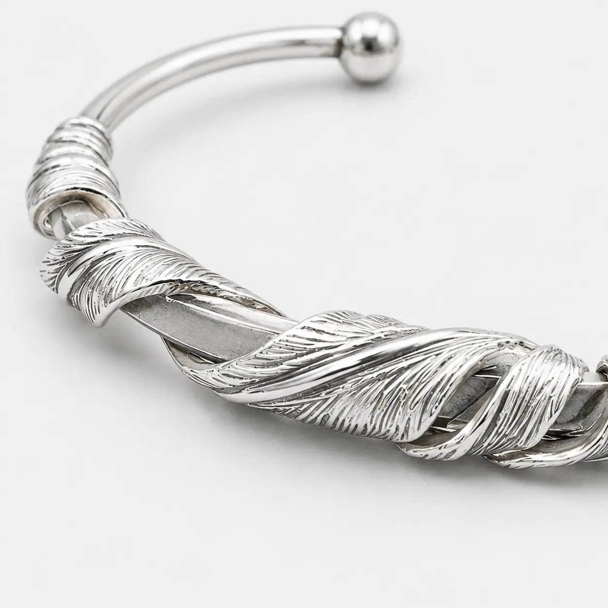 Horizon Blue Twist Feather Bangle