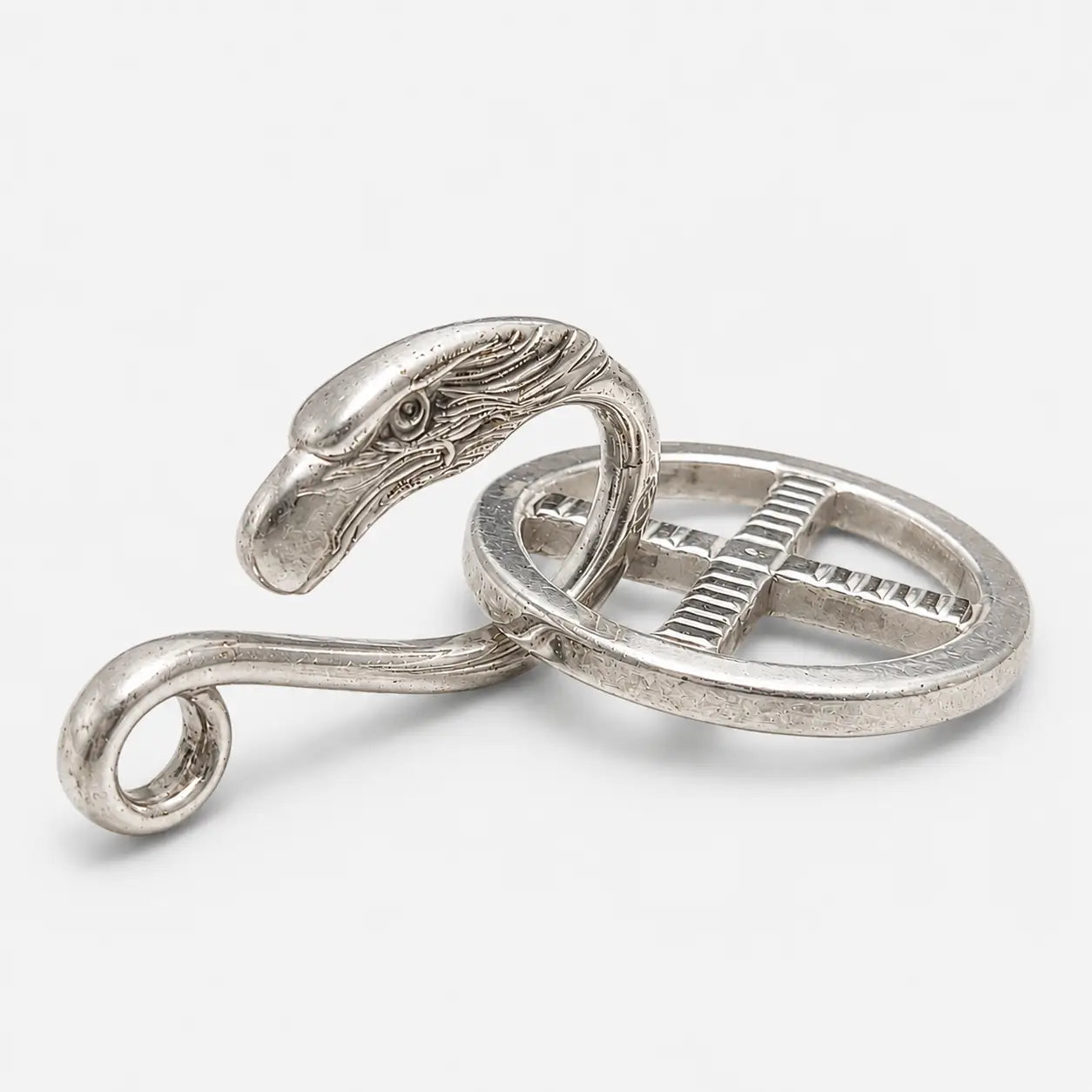 Ken Kikuchi Chain Hook