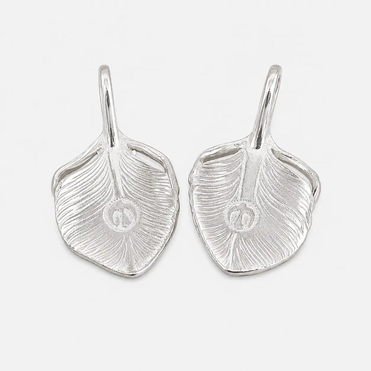 Ken Kikuchi Small K24 Point Silver Feather Pendant F-35/F-36
