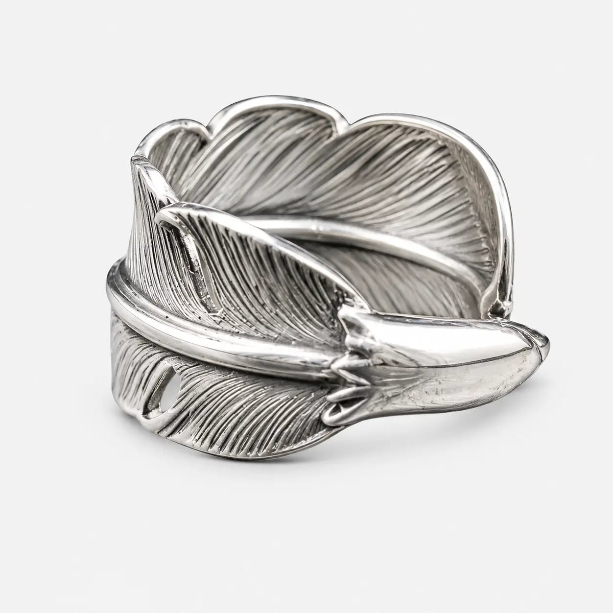 Larry Smith Eagle Head Feather Ring
