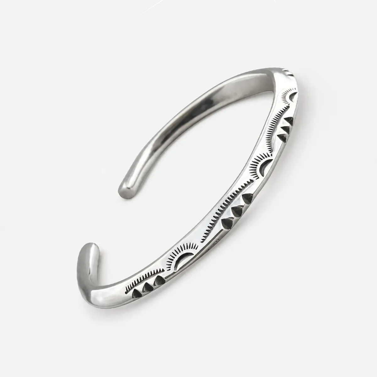 Larry Smith Thin Triangle Bracelet