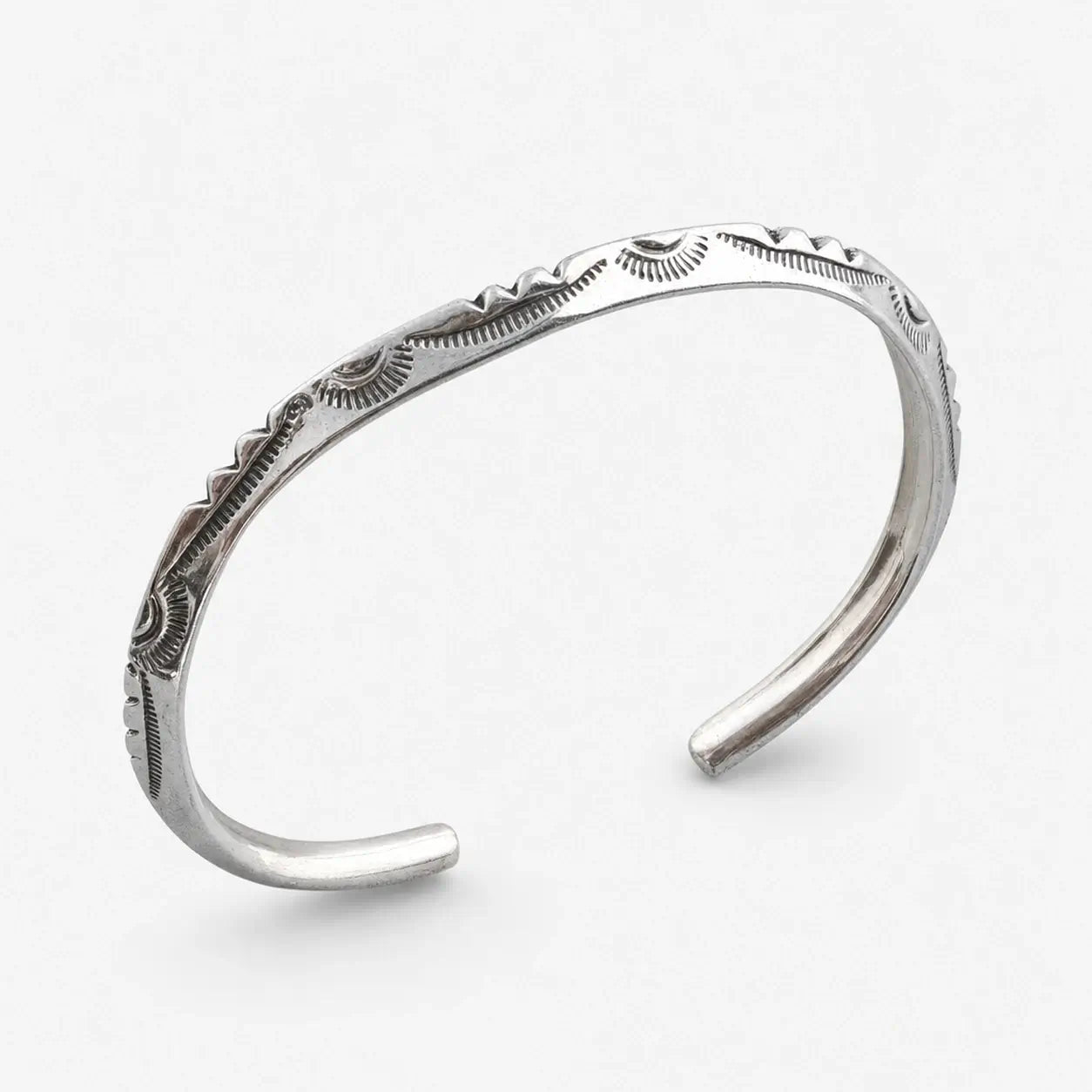 Larry Smith Thin Triangle Bracelet