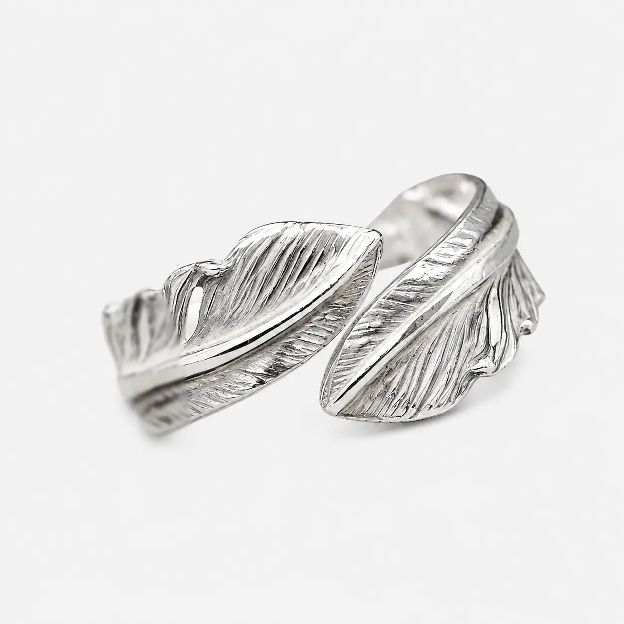 Tady King Double Feather Tail Ring