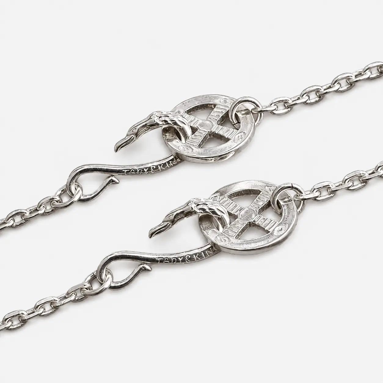 Tady King Eagle Hook Cross Wheel Chain