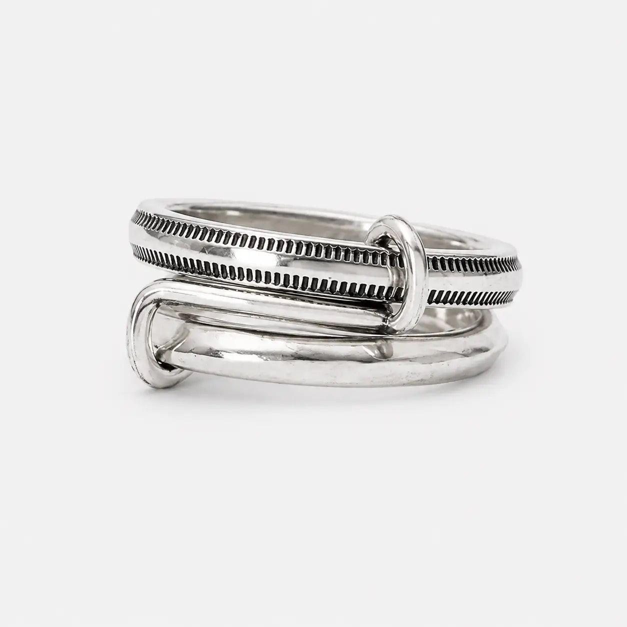 Werkstatt München Long Link Connected Ring