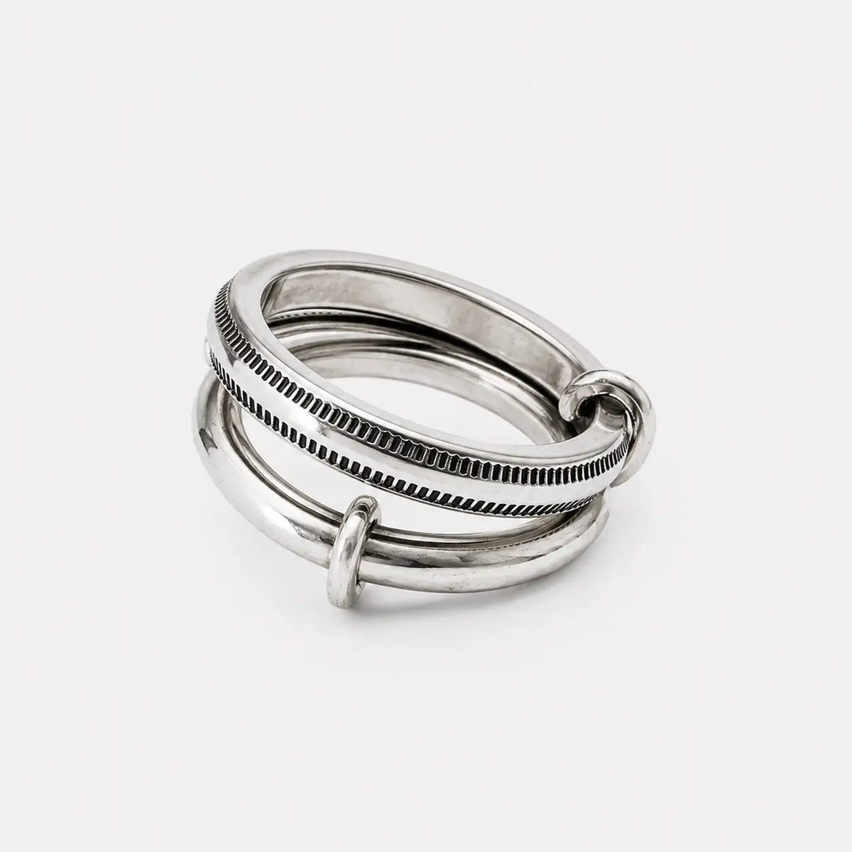 Werkstatt München Long Link Connected Ring