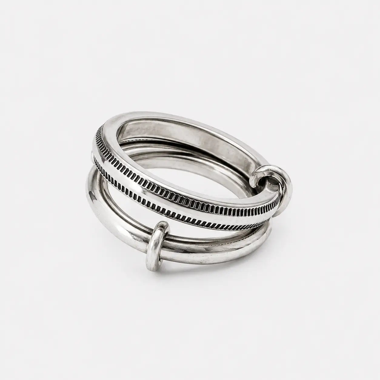 Werkstatt München Long Link Connected Ring