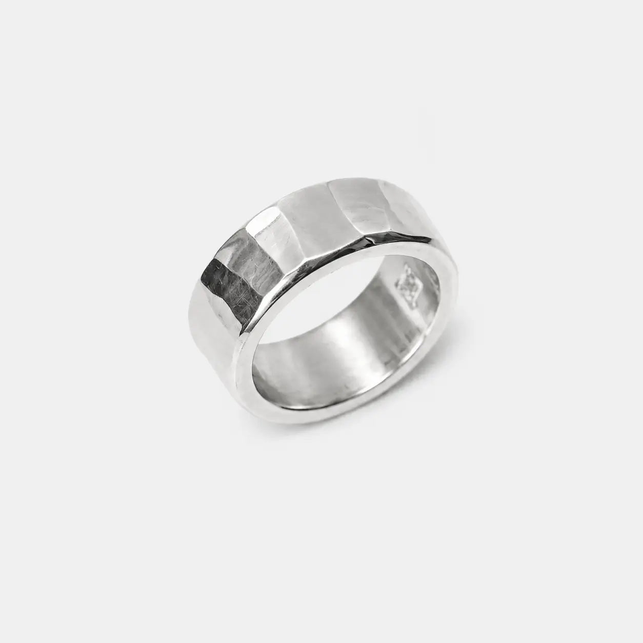 Werkstatt München Ring Rough Hammered